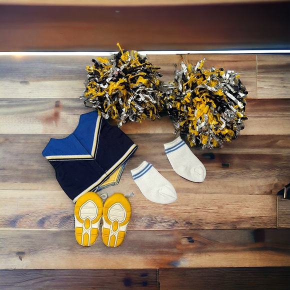 American Girl 28” Doll Cheerleading Outfit III Released 2003 Retired 2005 GUC - Picture 2 of 13